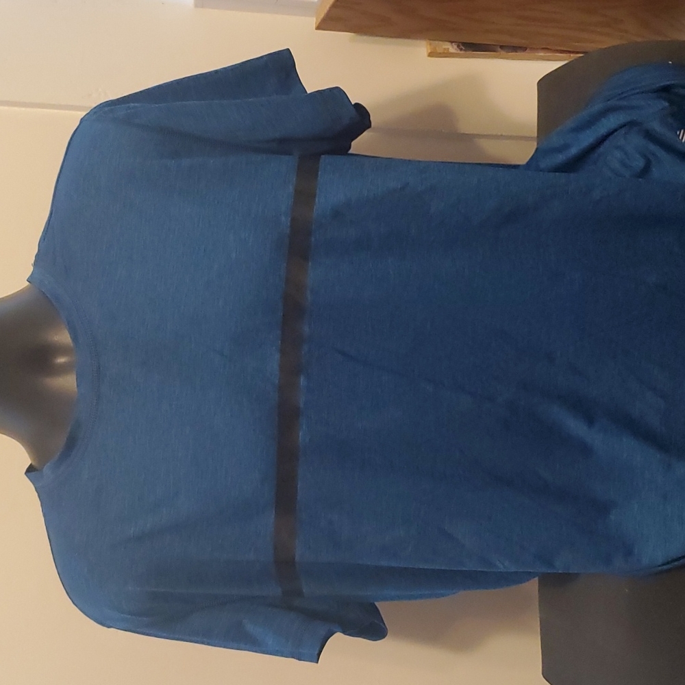 American Eagle 360° Extreme Flex Shirt